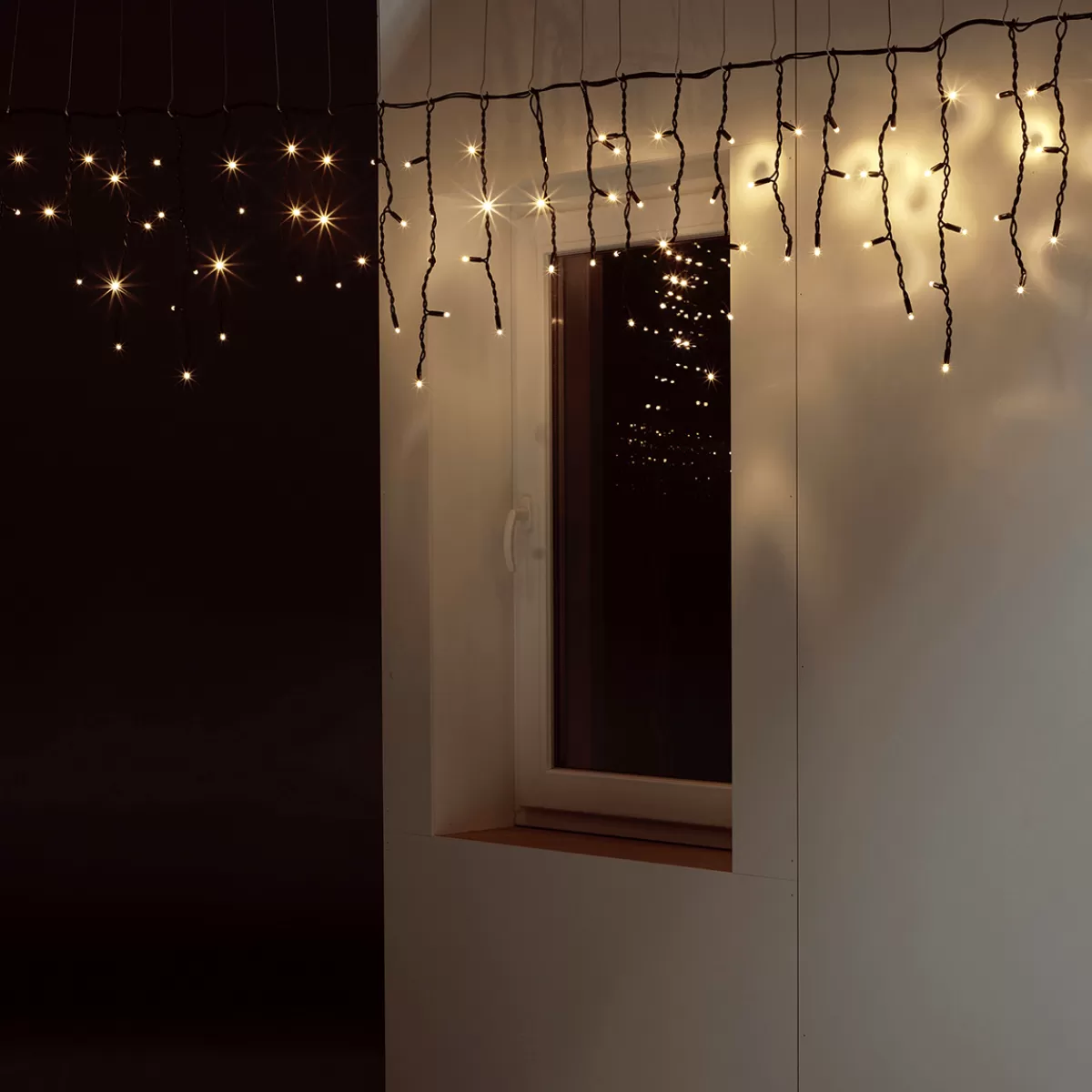 New DecoWoerner Blinkendes Icicle-Light Schwarz IP67, 3 X 1 M