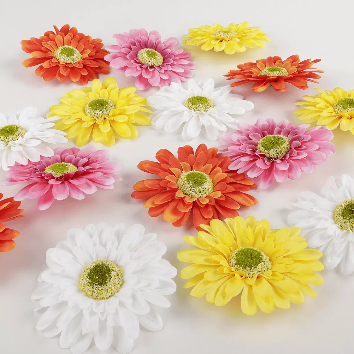 Cheap DecoWoerner Künstliche Gerbera Streublütenmix 36 Stück mehrfarbig