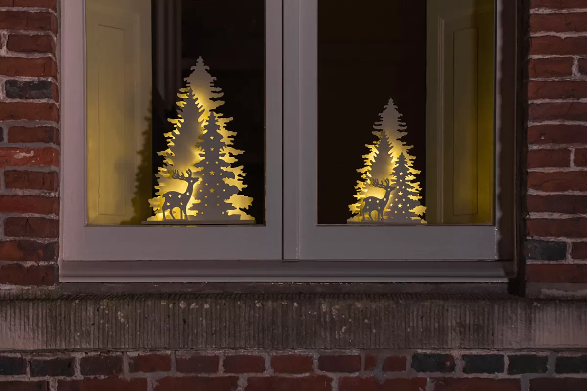 Best Sale DecoWoerner LED Holz Aufsteller Hirsch Mit Tannenbäumen weiß