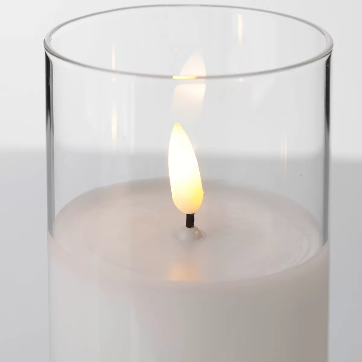 Online DecoWoerner LED-Kerze Aus Wachs Im Transparenten Glas 7,5 X 12,5 Cm weiß