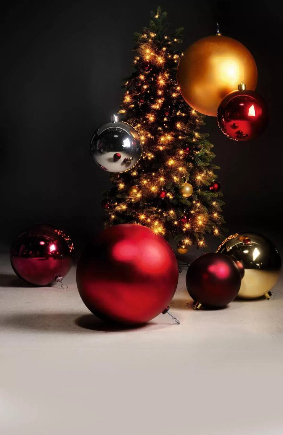 Clearance DecoWoerner Weihnachtskugel XXL Glänzend, 50 Cm silber